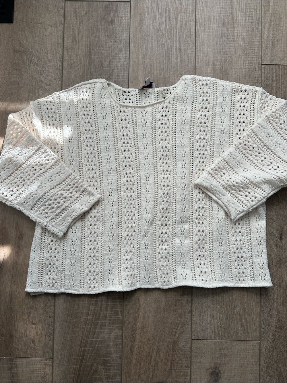Women’s Cream Open-Weave Knit Long Sleeve Pullover